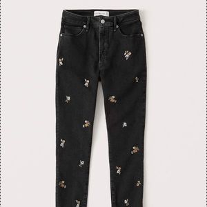 ABERCROMBIE AND FITCH HIGH RISE SUPER SKINNY